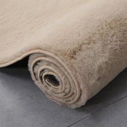 Imitation Rabbit Fur Carpet Comfortable Soft Plush Rug Modern Simple Bedroom/living Room Balcony Cushion Solid Colour Sofa Mat 220301