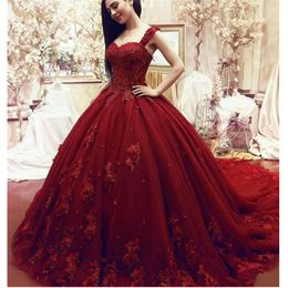 Nuovi abiti da sposa rosso scuro con abito da ballo 2023 Sweetheart con applicazioni di pizzo fiori 3D Lungo abito da sposa con cappella treno Plus Size Cinghie Abito da sposa