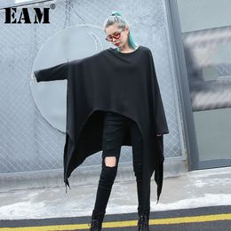 [EAM] New Spring Autumn Round Neck Long Sleeve Black Loose Irregular Cut Hem Large Size T-shirt Women Fashion Tide JH790 201125