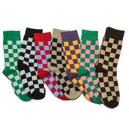 Sports, casual 2 pairs of classic checkerboard 200 needle combed cotton trendy sports socks for men and women