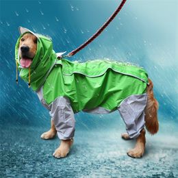 Large Dog Clothes Raincoat Waterproof Dog Suits Dot Rain Cape Pet Clothing For Big Dogs Hooded Jacket Poncho Pet Rain Coat 201114