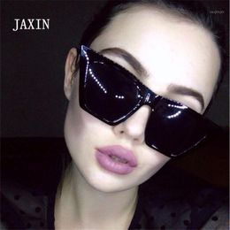 Occhiali da sole Jaxin Fashion Box Oversize Donne Retrò grandi dimensioni da uomo Trend Trend Trasparente Bell'aspetto UV400GAFA1