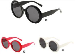 spring summer woman fashion Vintage sunglasses Uv protection youth girls sun glasses driving beach circular outdoor windproof glasses free s