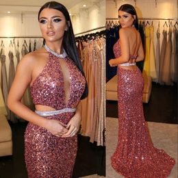 Pink Sparkly 2021 Sequins Evening Dresses Halter Sexy Backless Hollow Crystals Sweep Train Custom Made Prom Party Gown Formal Ocn Wear