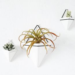 Nordic Succulent Plant Wall Mounted Flowerpot Container Iron Triangular Vase Simple Ceramic Self Water-Absorbing Planter Set Y200709