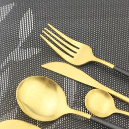 36Pcs Gold Cutlery Set Dinner Knives Cake Fork Dessert Coffee Spoon Dinnerware Flatware Stainless Steel Silverware Tableware Set 210318