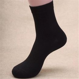 Mens Middle Tube Socks Fashion Trend Solid Colour Sports Stretch Business Socks Designer Winter Male Simplicity Casual Mid Length Warm Sock