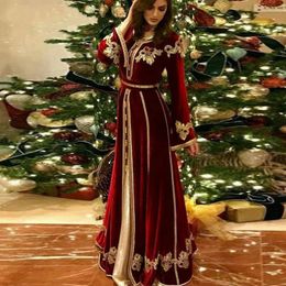 Moroccan Kaftan Aarabic Evening Dresses long sleeves vestidos largos Dubai Velvet Burgundy Prom Dress With Gold Lace Muslim Party Gown 2021