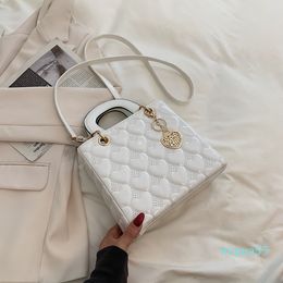 Handväska Kvinnor Märke Designer Väskor Luxury Totes Högkvalitets Fashion Classic Quilted Square Women's Crossbody Shoulder Bags