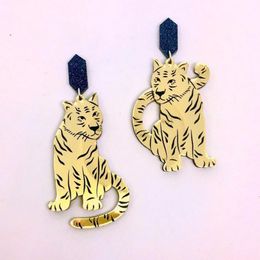 Exaggerated Gold Color Irregular Simulation Tiger Acrylic Dangle Earrings for Women Men Fashion Animal Jewelry Mirror Surface Ear Earrings