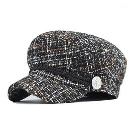 Stingy Brim Hats 2021 Fashion Winter Wool Knit Women Men Hat Casual Ladies Beret Caps Flat Top Captain Cap Travel Octagonal Hat1