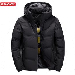 FGKKS Winter Brand Men Down Jackets Coats Men's Trendy Wild Thick Warm Down Coat Hooded Casual Down Jacket Male 201126