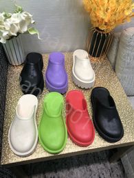 Designer Luxury Slippers black Sneaker Portable foam Breathable Doug Thick bottom genuine leather soft sole Couple boots beach flip flops Casual shoes with box 35-42