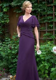 New Plus Size Dark Purple Mother Of The Bride Dresses V Neck Ruched Short Sleeves Prom Dresses Long Chiffon Evening Party Gowns