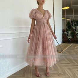 2020 cheap Glitter Blush Short Prom Dresses V-Neck Puff Sleeves Pleated Tulle Evening Dresses Buttons Tea-Length A-Line Party Gowns