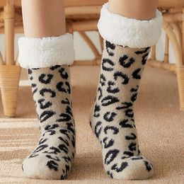 Home slippers Women Fashion Mid-Calf Christmas Socks slippers Girls Silica gel Bottom Indoor slippers female winter house shoes Y201026