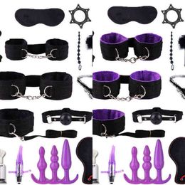 Nxy Sm Bondage Vrdios Sex Toys for Women Men Handcuffs Nipple Clamps Whip Spanking Silicone Metal Anal Plug Butt Bdsm Adult Set 1223