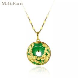 Mgfam (173p) Dragon and Phoenix Подвесной ожерелье для женщин зеленый малазийский нефритовый Китай Древний талисман 24k золота, покрытый 45 -см цепью