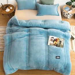 Twin/King/queen size patchwork super warm Quilt Duvet home/hotel Luxury Printed Flannel Blanket Winter quilts Bedding Comforter LJ201016