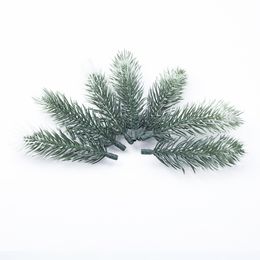 100pcs Artificial plants Plastic pine needle snowflake Christmas wreath material Wedding Decorative flowers wreaths Home decor 201203