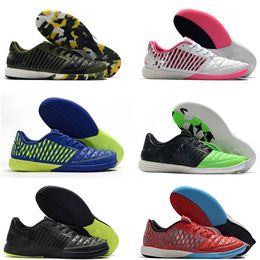 indoor soccer shoes canada
