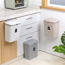 7L / 9L Wall Mounted Trash Can Bin With Lid Waste Kitchen Cabinet Door Hanging Garbage Car Recycle Dustbin Rubbish 211222