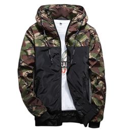 Jaquetas masculinas primavera outono de outono casual camuflagem capuz jaqueta masculino roupas impermeáveis, casaco de pára -vento masculino fora de roupa de rua