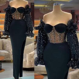 2022 Sparkly Black Sheath Formal Evening Dresses Illusion Corset Long Sleeve Night Prom Dress Sweetheart Off Shoulder Exposed Boning High Slit Pageant Party Gowns