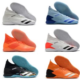 women's indoor soccer shoes canada