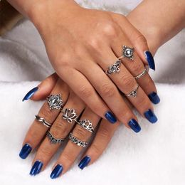 Cluster Rings 10 Pc/set Vintag Tibetan Silver Flower Classic Rhombic Round Crystal Geometrical Irregular Ring Set Lady Charm Jewellery Costume