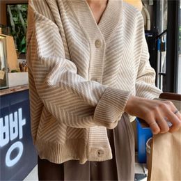 New Oversize Women's Sweaters Autumn Winter sweater Vintage buttons O Neck Cardigans Single Breasted Puff Sleeve Loose Cardigan LJ201112
