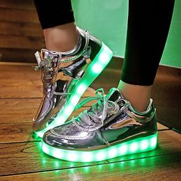 EUR 30-44 Children's Sneakers glowing Fashion USB Rechargeable Lighted up LED Shoes Kids Luminous Sneakers for Boys & Girls 201112