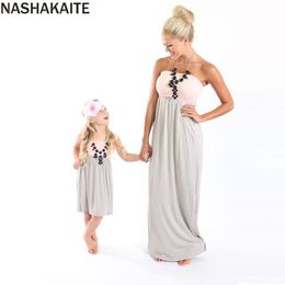 NASHAKAITE Mother Daughter Dresses Summer Fashion Off Shoulder Tube Dress Family Matching Clothes Mommy and me clothes LJ201111