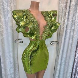 Green Sequined Prom Gowns Short Beaded Deep V-Neck Duabi Party Night Dresses Women Custom Made Designed robe de soiree LJ201123