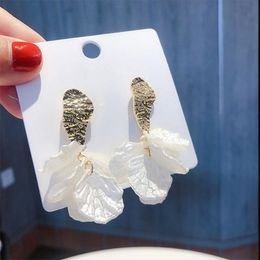 Dangle & Chandelier 2022 Statement White Shell Acrylic Petal Flower Drop Earrings For Women Vintage Jewelry Korea Pendientes Brincos