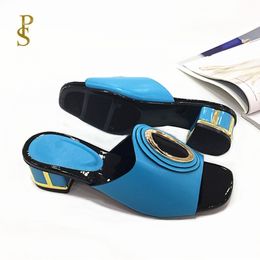 African style women's shoes Women slippers The factory hot sells shoes Y200423