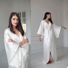 New Fashion Sexy White Night Robe Bathrobe Pyjamas Wedding Bridal Bridesmaid Robes Dressing Gown Women Night Sleepwear