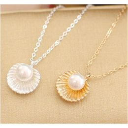 Fashion Simple Pearl Shell Pendant Short Necklace Female Clavicle Necklace Gold Silver Plated Wholesale Wch8O R8Psl