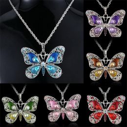 Butterfly Necklaces Jewelry Retro Colorful Rhinestone Crystal Green Animal Pendants Hollowing Out Womens Alloy Necklace Fashion