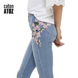 catonATOZ 2157 Mom jeans New Wholesale Woman's Denim Pencil Pants Embroidery Brand Stretch Jeans Ladies High Waist Jeans Femme 201223