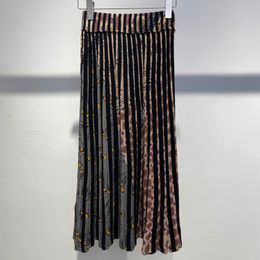 Autumn Winter New 11.19 Temperament Vintage Pleated Midi Women Fashion High Waist Print Knit Skirt Y1214