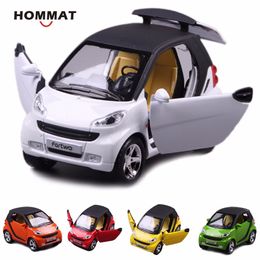 HOMMAT 1:24 Simulation Smart ForTwo Alloy Metal Diecast Vehicle Toy Car Model Metal Kids Gift Car Toys For Children Pull Back LJ200930