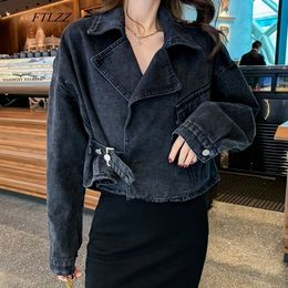 FTLZZ Women Jean Loose Jacket Vintage Turndown Collar Big Pocket Denim Jacket Overcoat Casual Female Biker Short Outerwear 201017