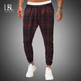 LBL Streetwear Red Plaid Pants Men Joggers Man Casual Straight Harem Pants Men Korean Hip Hop Track Pants Long Sweatpants 201109