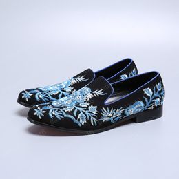 Suede Leather Embroidery Men Loafers New Fashion Simplicity Large Size Slip on Round Toe Formal Men Dress Shoes