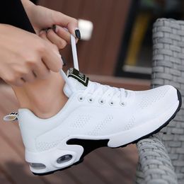 running c UK - Hot Sale Fashion Men Shoes Mesh Breathable Sneakers Walking Male Footwear New Comfortable Lightweight Running Shoes C-200301082