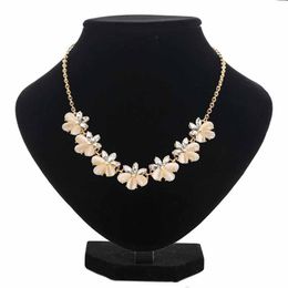 2020 Women Statement Choker Necklace Women Fashion Crystal Jewellery Charm Choker Statement Bib Collar Necklace