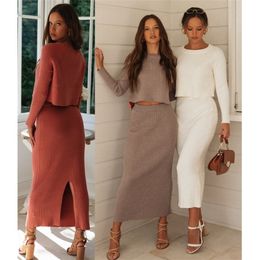 Knitted 2 Pieces Set Women Pullovers Sweater Crop Tops & Skirts Bodycon Office Lady 2PCS Suits Winter Cloth 220302