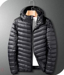 2024 Men's Lightweight 90% Down Jacket Hooded Puffer Parka Coat New coats jackets
