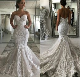 Elegant Mermaid Dresses 2021 Lace Applique Covered Buttons Back Sweep Train Custom Made Wedding Bridal Gown Vestidos De Novia